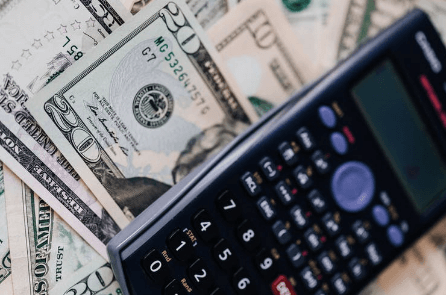 Calculator-on-top-of-cash