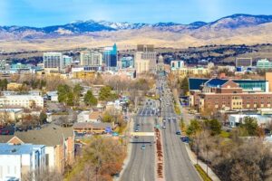 boise-idaho-best-small-cities-to-raise-a-family (1)